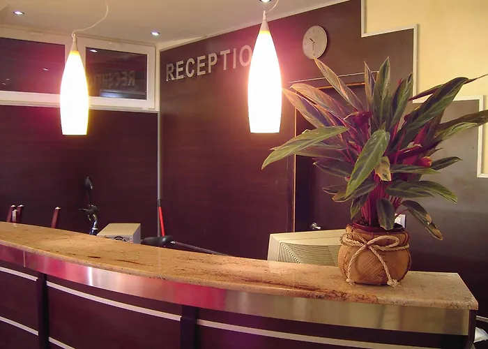 Fresh Family 3* 拉夫达